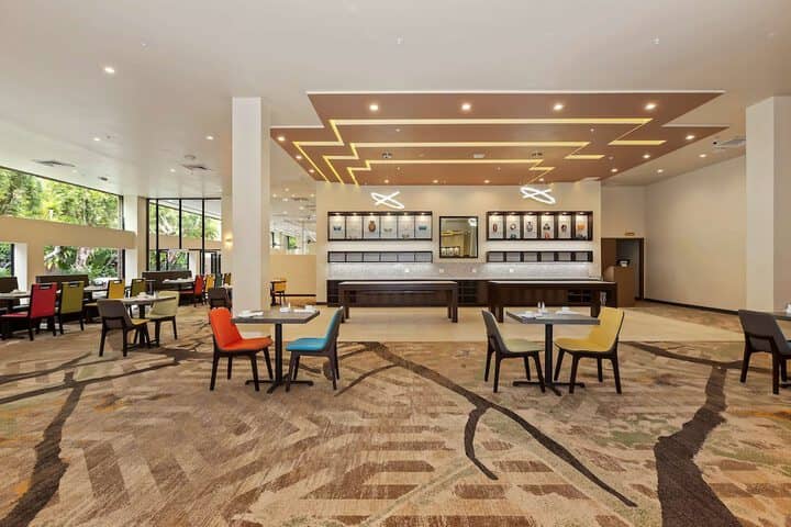 Breakfast area